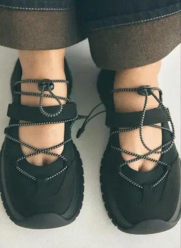 ZARA 자라 트랙 밑창 신발 스니커즈 샌들
