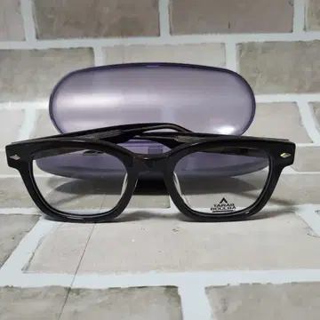 TARAS BOULBA TBF6006-T 블랙 안경 웰링턴 스타일