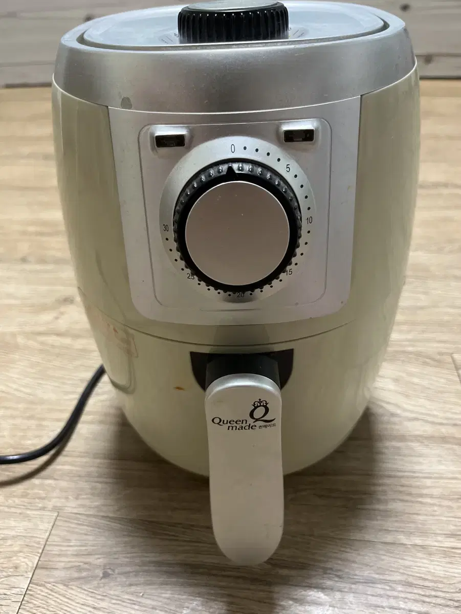 Queenmade Air Fryer