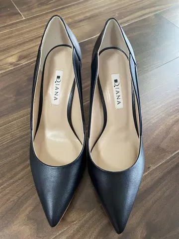 Diana 펌프스, 힐 23.5cm