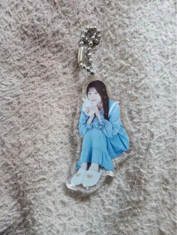 내가 보고 싶었던 파란 하늘, 나 파랑, 앉은 키링, 하세가와 키미