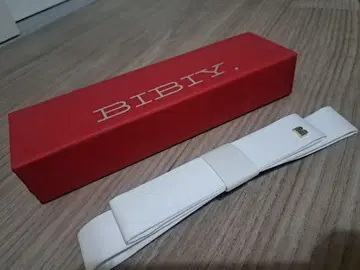 BIBIY 화이트 리본 헤어 머리핀