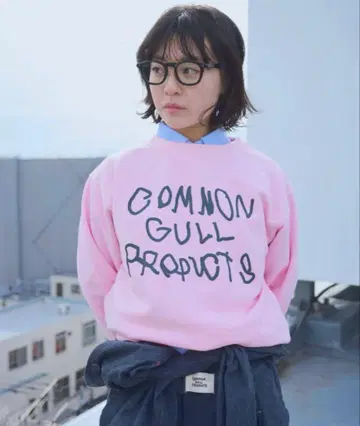 COMMON GULL PRODUCTS 핑크 맨투맨