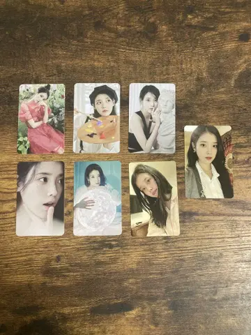 IU 트레이딩 카드
