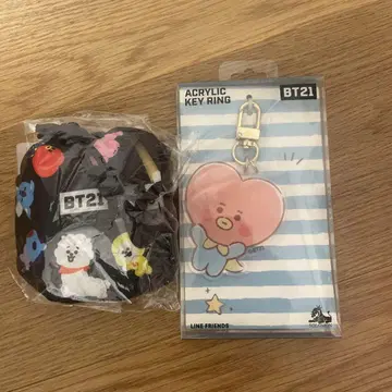 BTS 공식 아크릴 키링과 파우치 세트