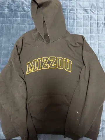 MIZZOU 후드 부착 후드티 브라운