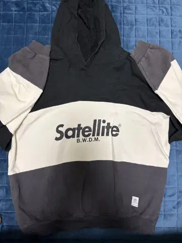 Satellite 컬러 블록 후드티