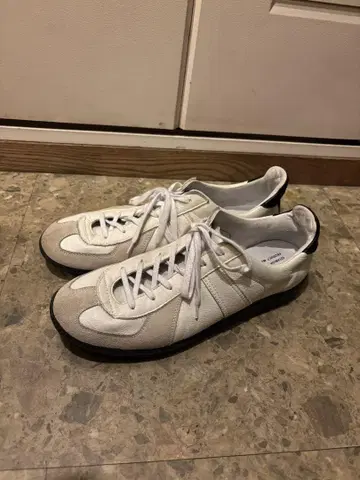 REPRODUCTION OF FOUND x 그라프페이퍼 사이즈 43