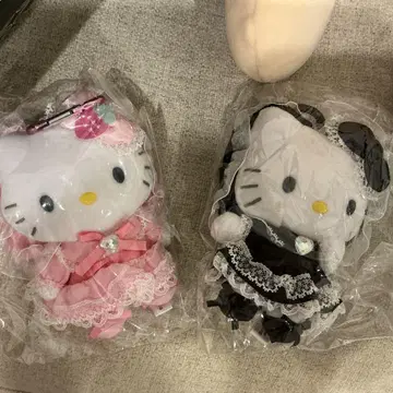 Lovely Frill 헬로키티 러블리 프릴 마스코트 키링