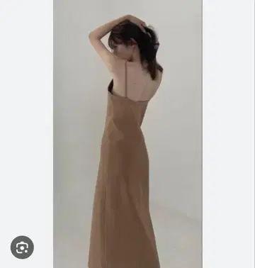 LOVAN' 엘레강트 브라운 슬리브리스 원피스