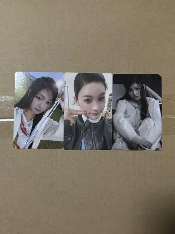 ILLIT 이로하 타워 레코드 혜택 트레이딩 카드. 봉입 트레이딩 카드