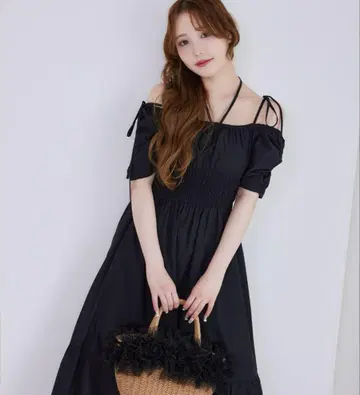 새상품 NICECLAUP 셔링 롱 원피스 BLK