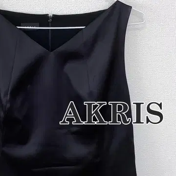 AKRIS 아크리스 실크 혼방 블라우스 티셔츠 슬리브리스 블랙