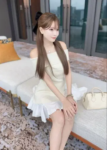 mialys 슬릿 오프숄더 탑/프릴 미니 스커트