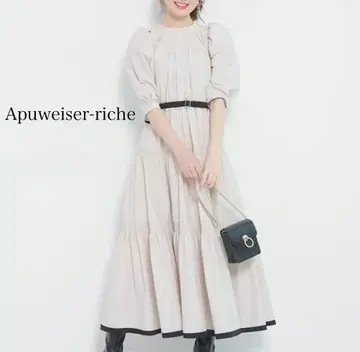 앱와이어 리쉬 볼륨 숄더 티어드 원피스