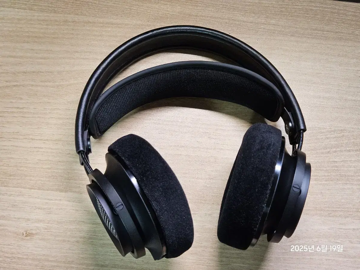 Philips X2HR Headphones