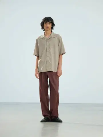 25SS Auralee 트로피컬 울 반팔 셔츠 탑 라이트 브라운