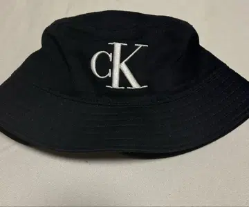 캘빈클라인 Calvin Klein 버킷 햇