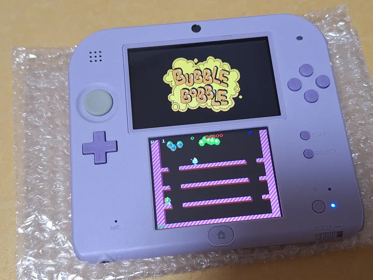 Like new Nintendo 2DS Lavender, many breads, DSLite, Gameboy, 3DSLL X