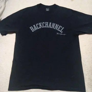 BACKCHANNEL 블랙 티셔츠