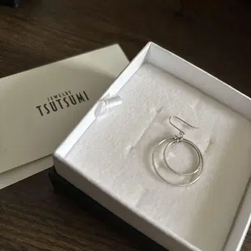 TSUTSUMI 실버 더블 링 귀걸이(한쪽 귀용)