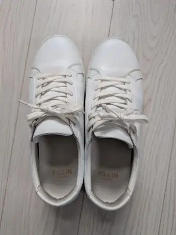 FILLIN 클래식 화이트 26cm