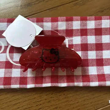 POTETE 헬로키티 헤어 클립