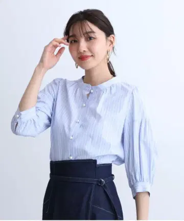 저스길리티 펄 버튼 에어리 블라우스