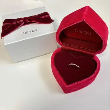 THE KISS 실버 반지 하트형 케이스 포함