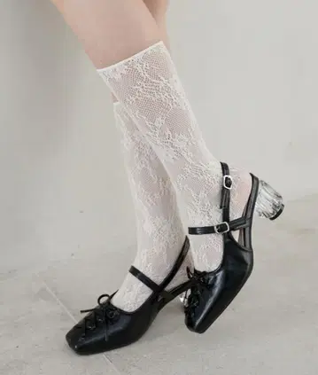 마제스틱 레고 레이스업 클리어 힐 뮬