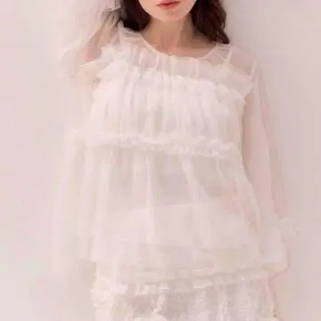 muguet sheer tulle peplum blouse 시어 블라우스