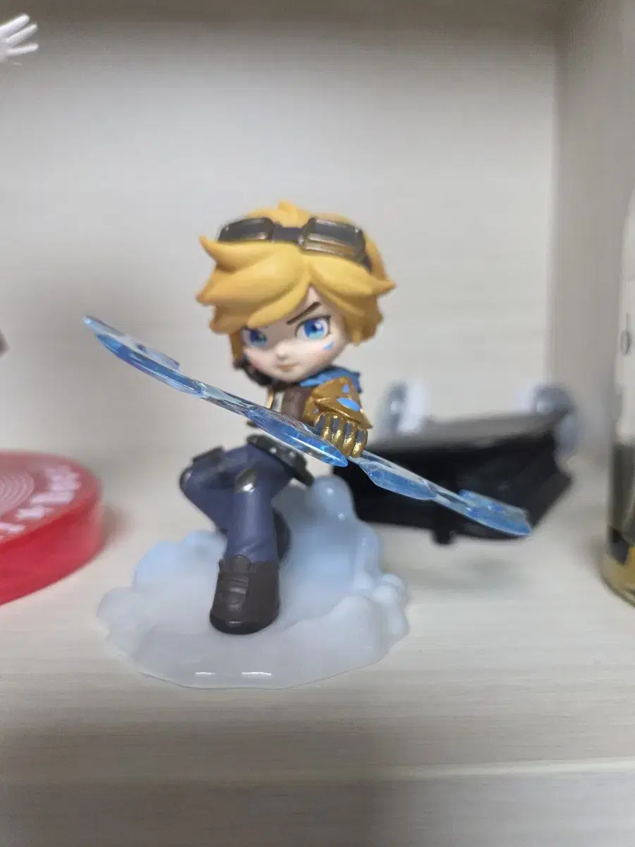 League of Legends LoL Ezreal Pop Mart Figure Goods
