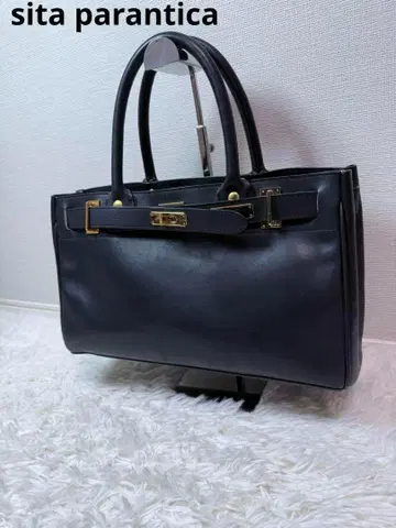 sita parantica 가죽 토트백 금금장 장식 락 핸드백