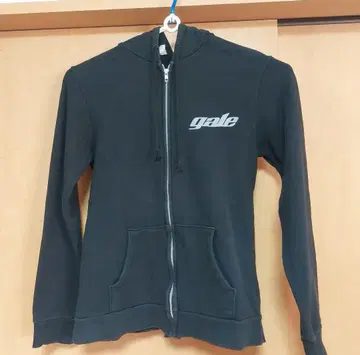 gale 게일 지퍼 후드티