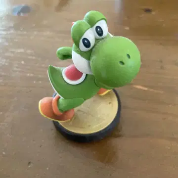 요시 피규어 약 6cm