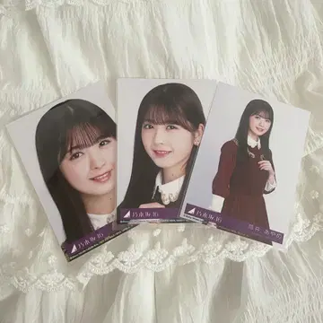 노기자카46 츠츠이 아야메 브로마이드 봉입 액자 의상 (빨간색)