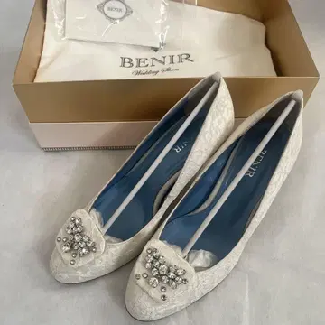 새상품급 BENIR 펌프스 24.5cm