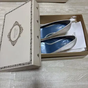 BENIR 웨딩 펌프스