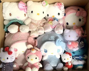 오늘의 가격 헬로키티 봉제 인형 세트