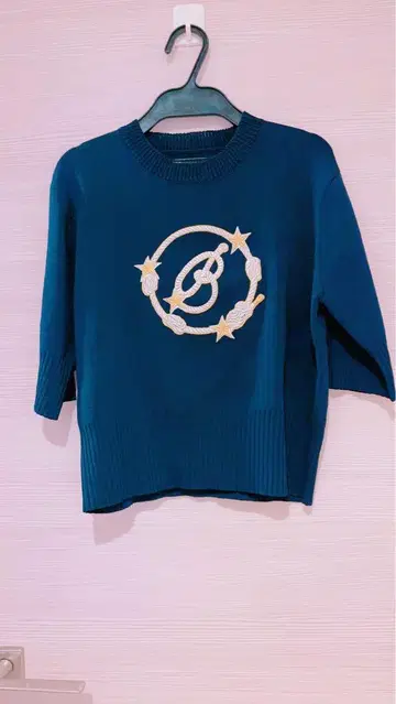 B. 스타라 니트 B