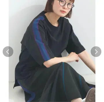 iriey 일리 이종 소재 리메이크풍 트랙 티셔츠 블랙