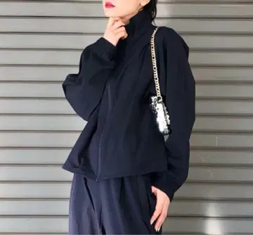 새상품 유니클로 유니클로 울트라 스트레치 액티브 블루종 네이비 M