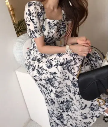 cocomomo 꽃무늬 플리츠 롱 원피스 반팔 스퀘어 넥 새상품