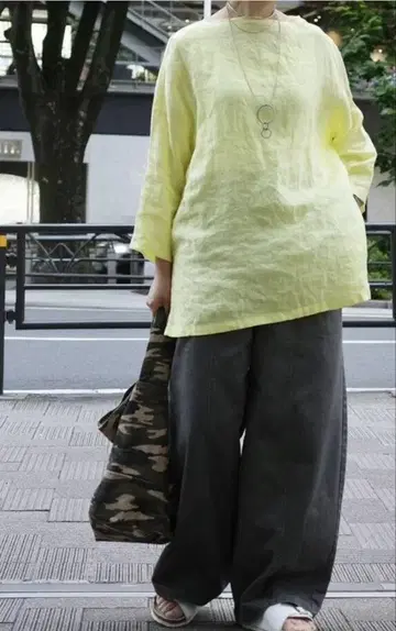 25SS 저널 스탠다드 럭스 에어 린넨 블라우스