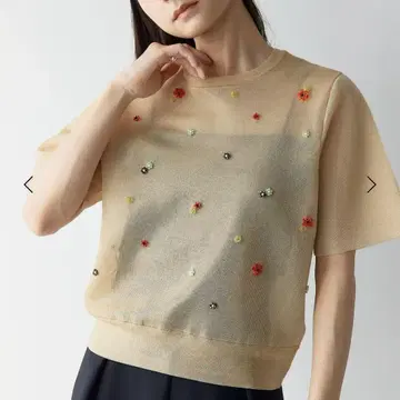 새상품 EMMEL REFINES EM 플라워 비즈 시어 풀오버