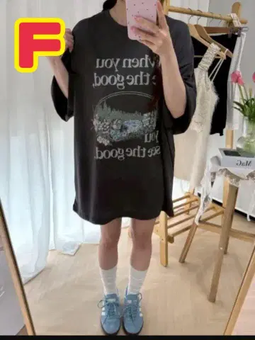 빅 루즈 영문 로고 티셔츠 플라워 아트 오버 사이즈 블랙