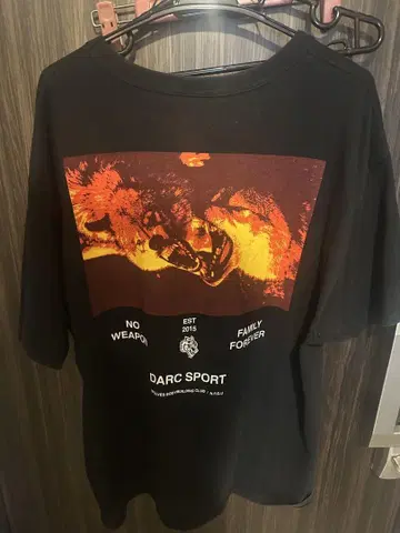 DARC SPORT 티셔츠 늑대 디자인