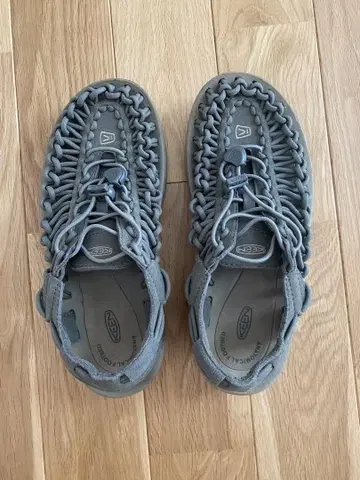 KEEN 킨 샌들 유니크 23.5cm