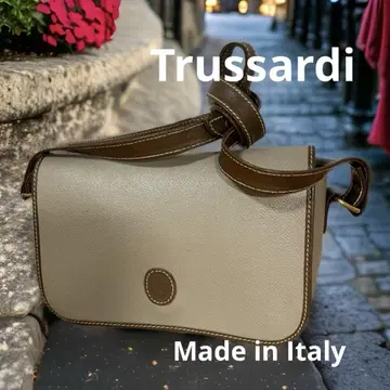 Trussardi 트루사르디 사코슈 베이지 이탈리아제
