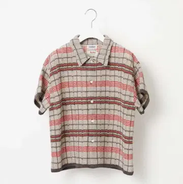 SUKASHI CHECK TWEED SHIRT 31,900엔